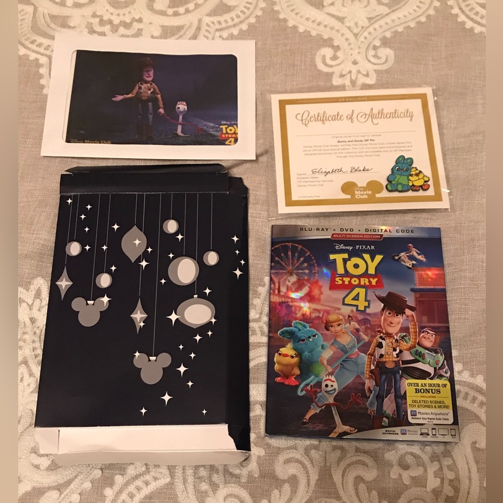 New Toy Story 4 DVD/ Blu-ray/Digital Movie, Pin, Litho, Certificate & Gift Box